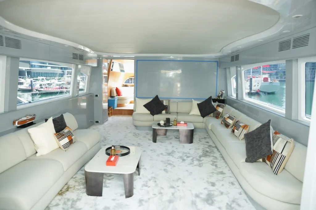 Dubai yacht - x12 - 1