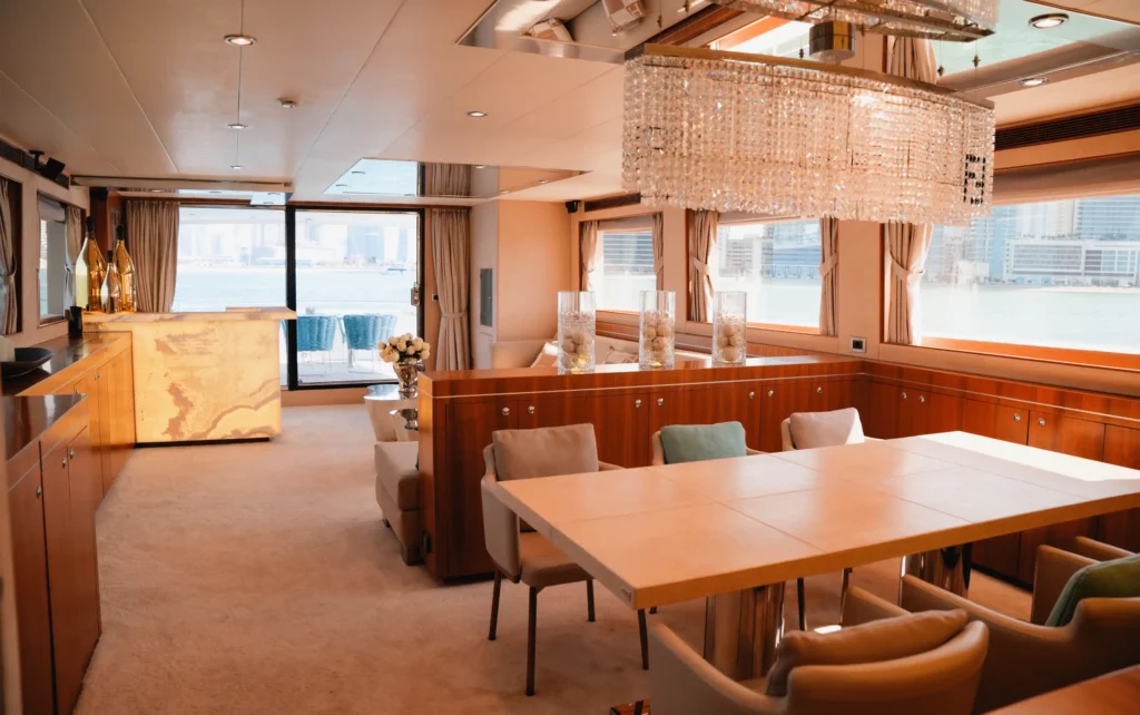 Dubai yachts - A3 - 2