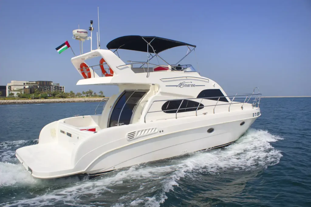 Yacht rental - X4 - 2