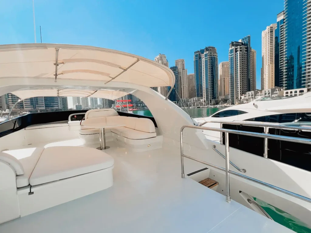 dubai yachts - X16 - 1