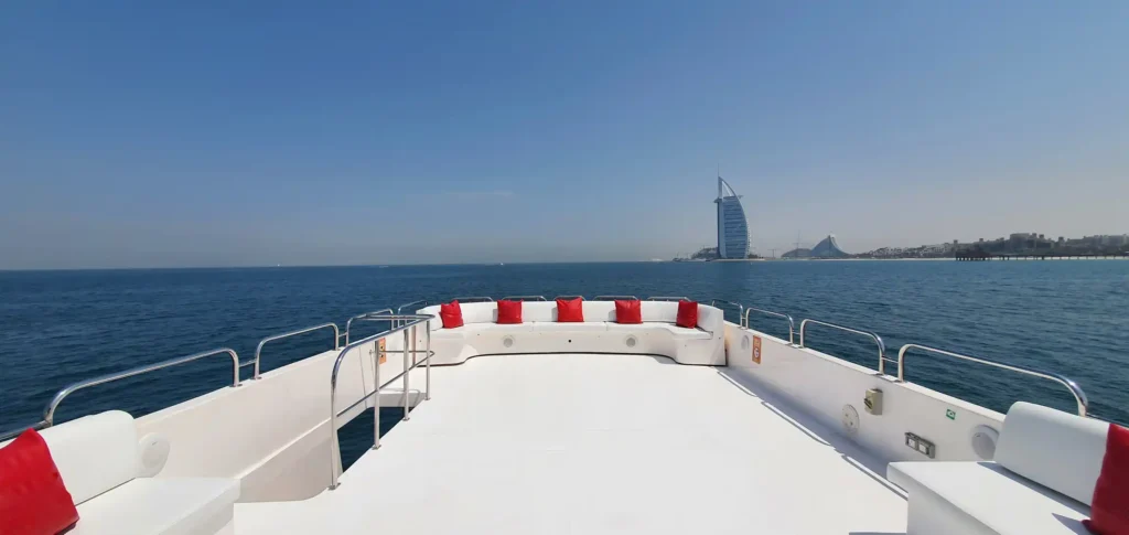 yacht charter Dubai - X2 - 10