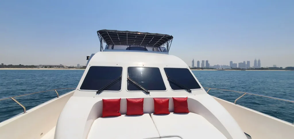 yacht charter Dubai - X2 -7 - Interior Photos - 13