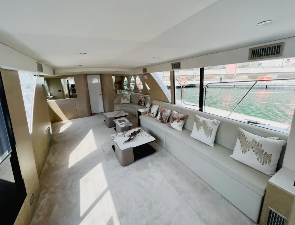 yacht rental - X24 - 5