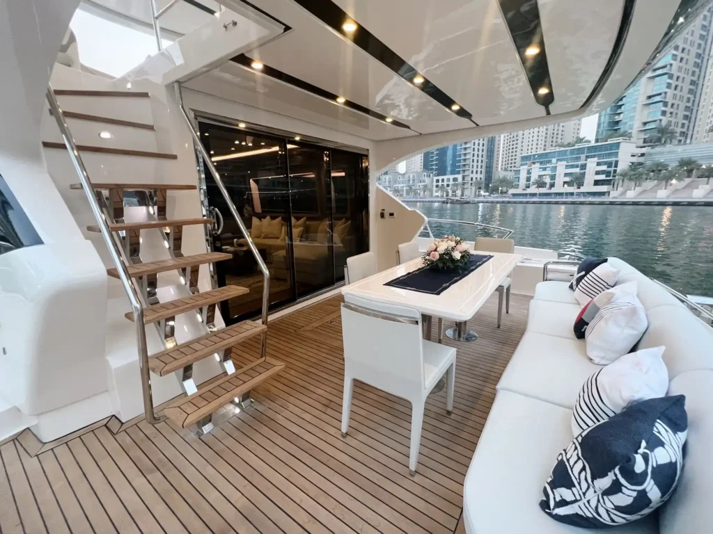 yacht rental dubai marina - X 32 - 1