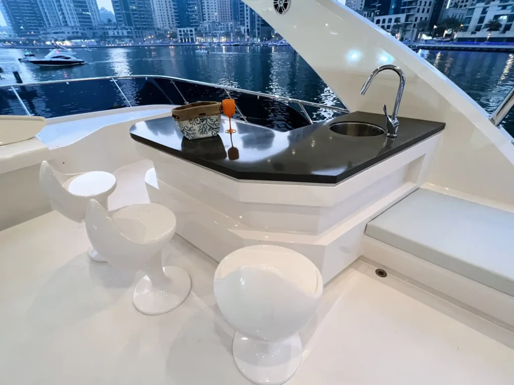 yacht rental dubai marina - X 32 - 10